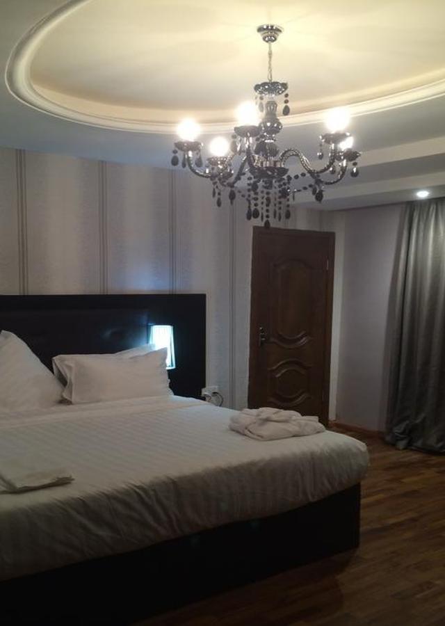 Tivoli Hotel Seafront Ikoyi Aliayabiagba Екстер'єр фото
