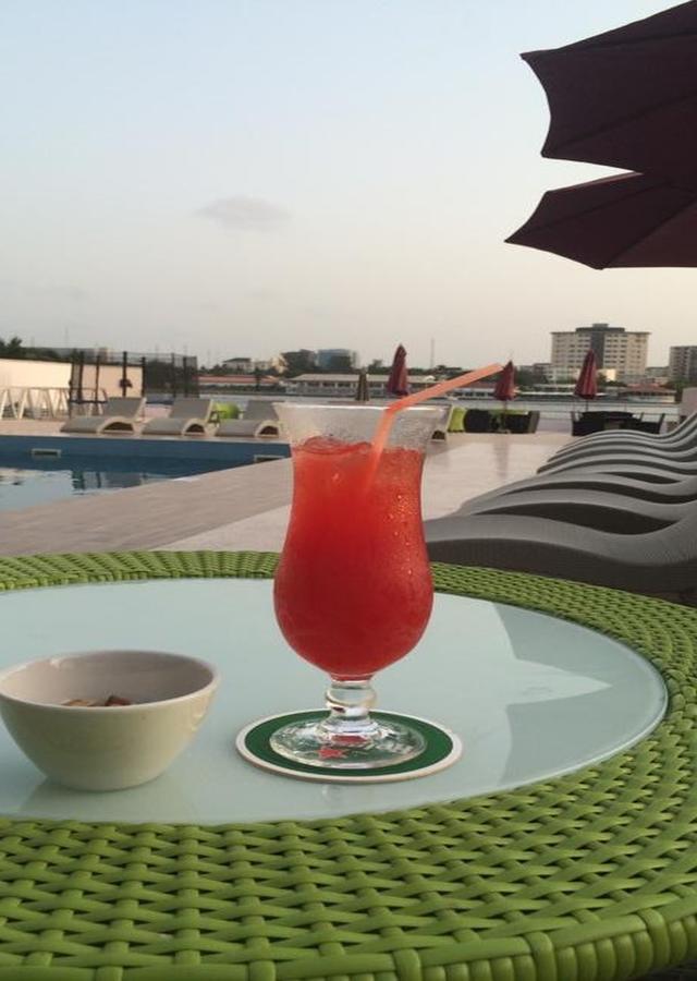 Tivoli Hotel Seafront Ikoyi Aliayabiagba Екстер'єр фото