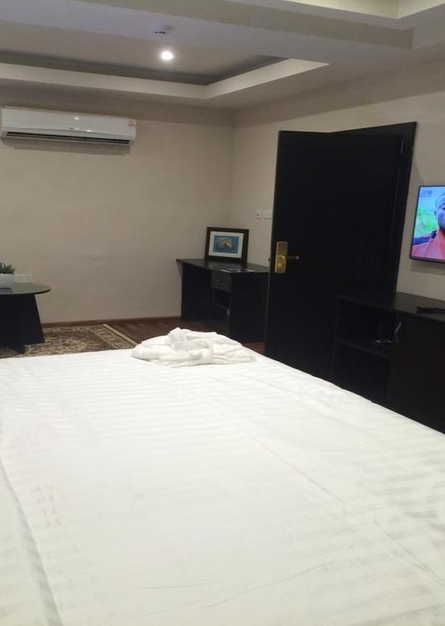 Tivoli Hotel Seafront Ikoyi Aliayabiagba Екстер'єр фото