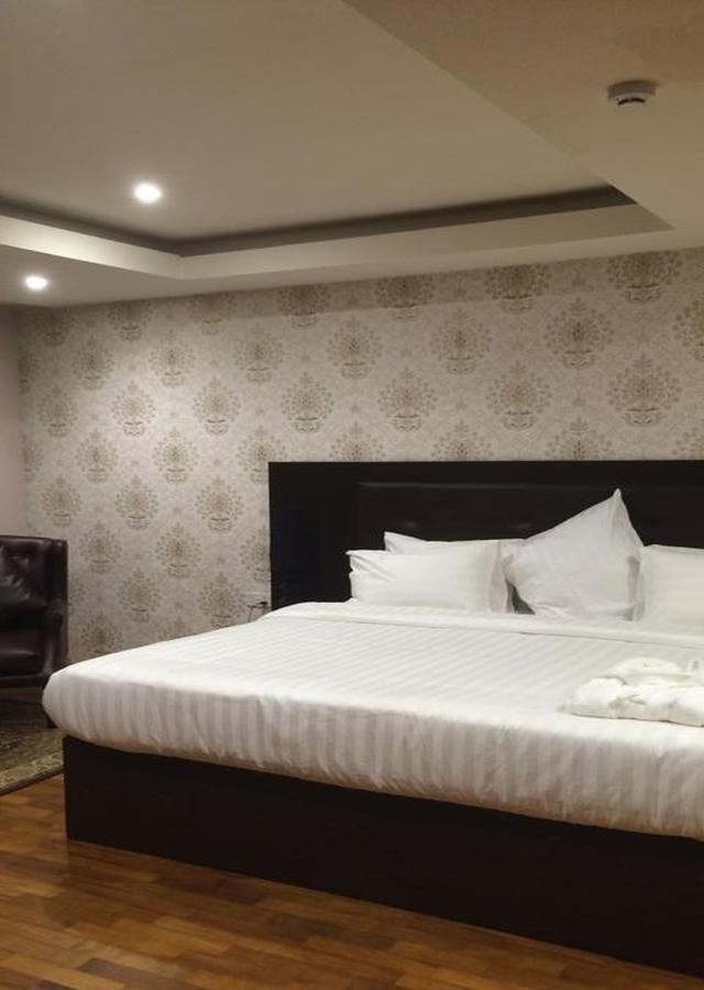 Tivoli Hotel Seafront Ikoyi Aliayabiagba Екстер'єр фото