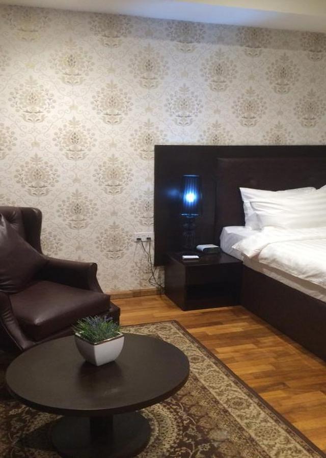 Tivoli Hotel Seafront Ikoyi Aliayabiagba Екстер'єр фото
