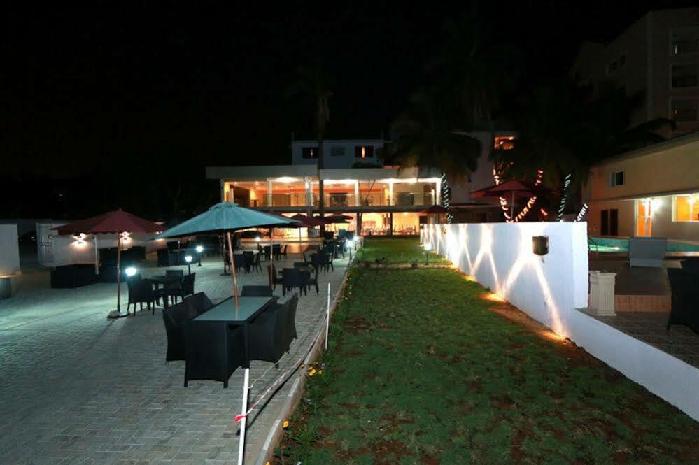 Tivoli Hotel Seafront Ikoyi Aliayabiagba Екстер'єр фото